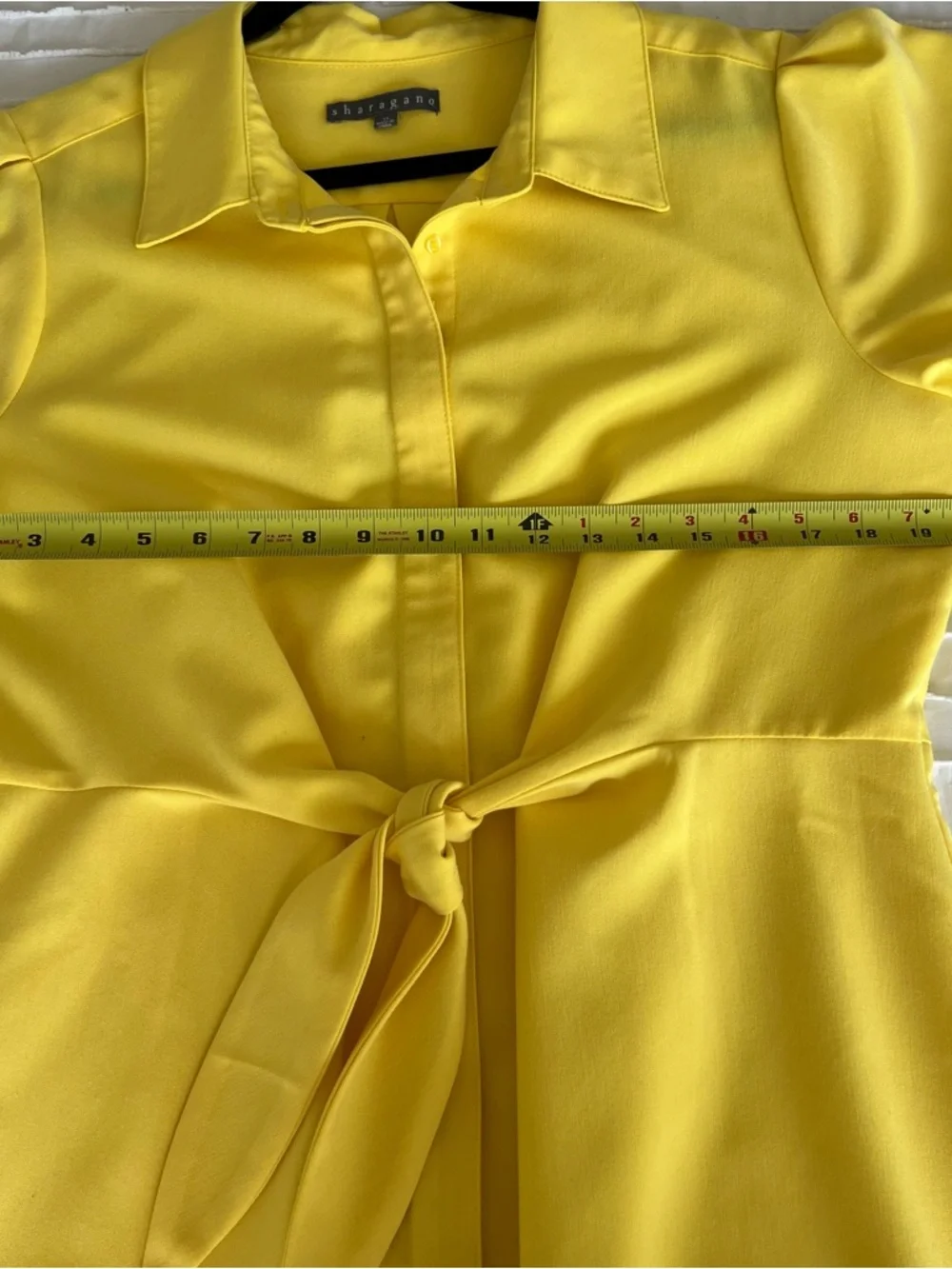 Sharagano yellow short